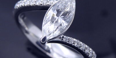 anello con diamante